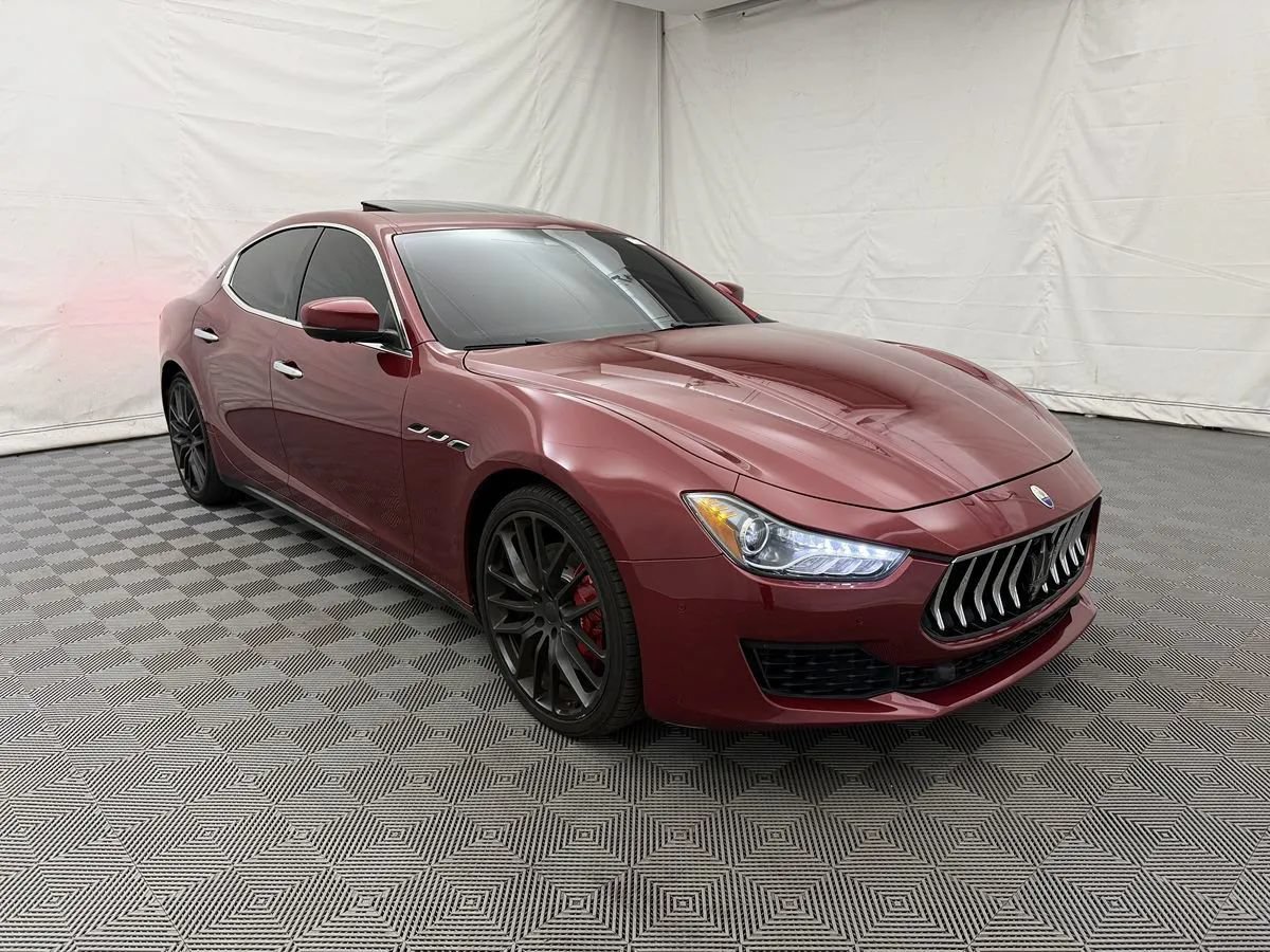 Used 2018 Maserati Ghibli S Q4 AWD/4WD image 4