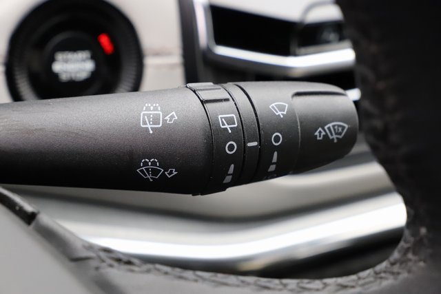 Used 2024 Jeep Compass Limited image 34