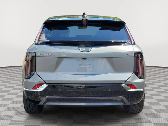 New 2027 Cadillac Optiq Luxury w/ LPO, Floor Liner Package AWD/4WD image 5