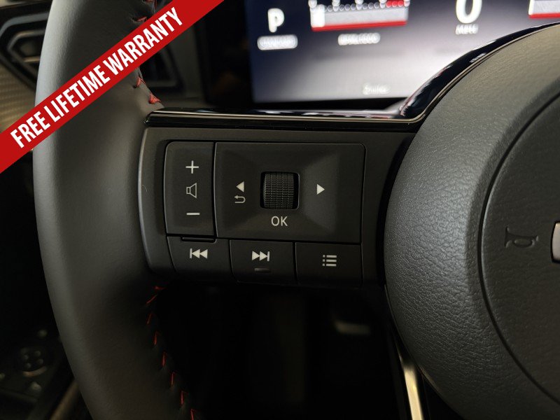 New 2026 Nissan Kicks SR FWD image 31