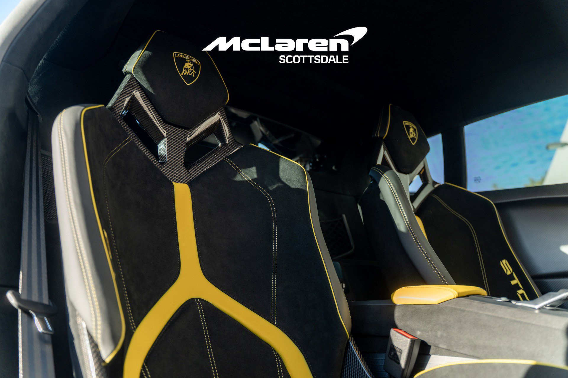 Used 2022 Lamborghini Huracan STO image 36