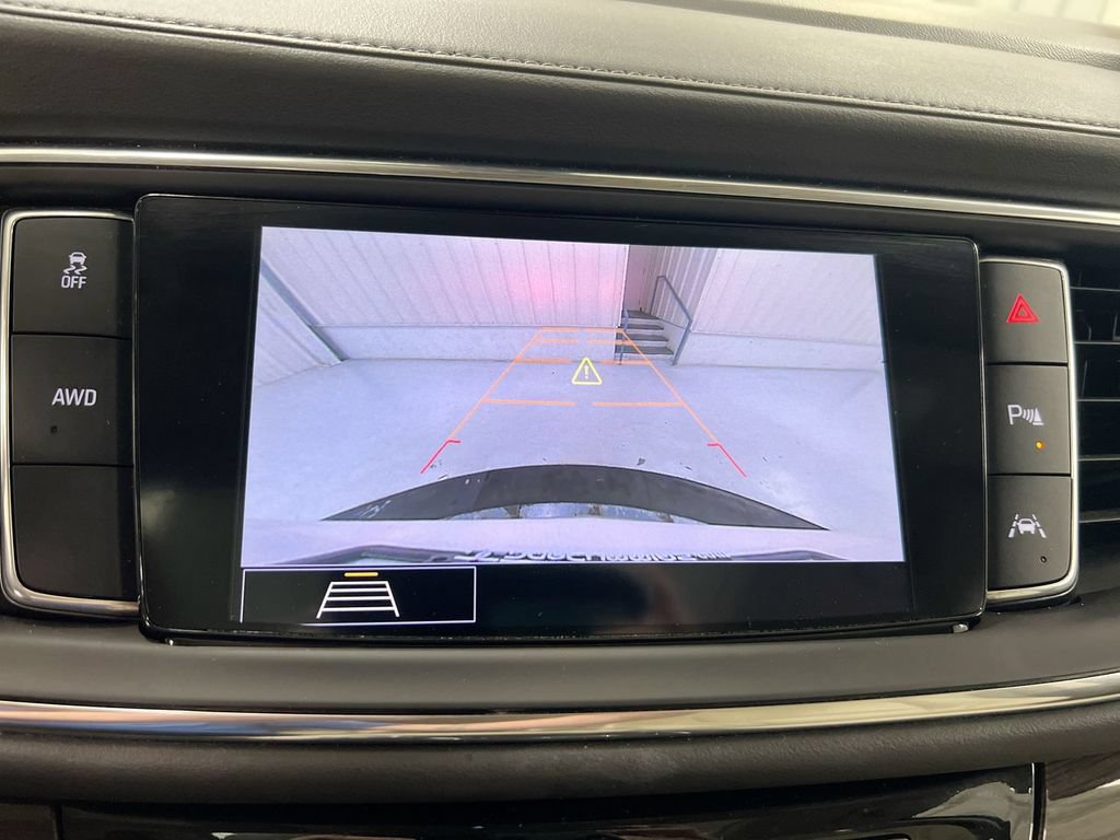 Used 2020 Buick Enclave Premium w/ Sun and Sites Package AWD/4WD image 16
