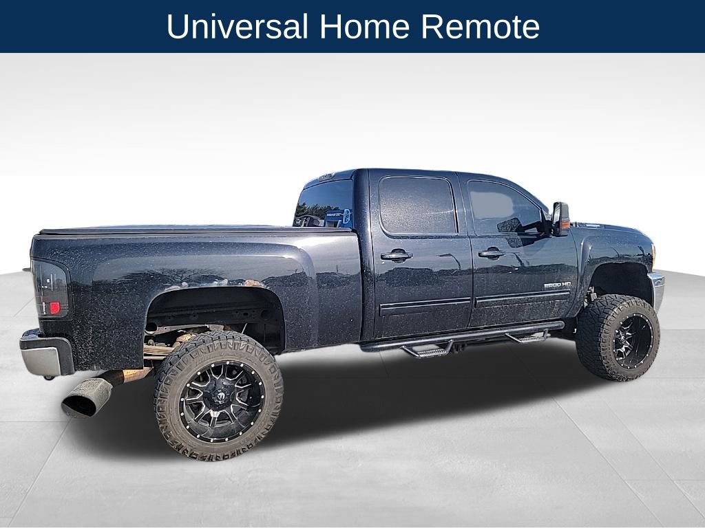 Used 2011 Chevrolet Silverado 2500 LTZ w/ LTZ Plus Package image 18