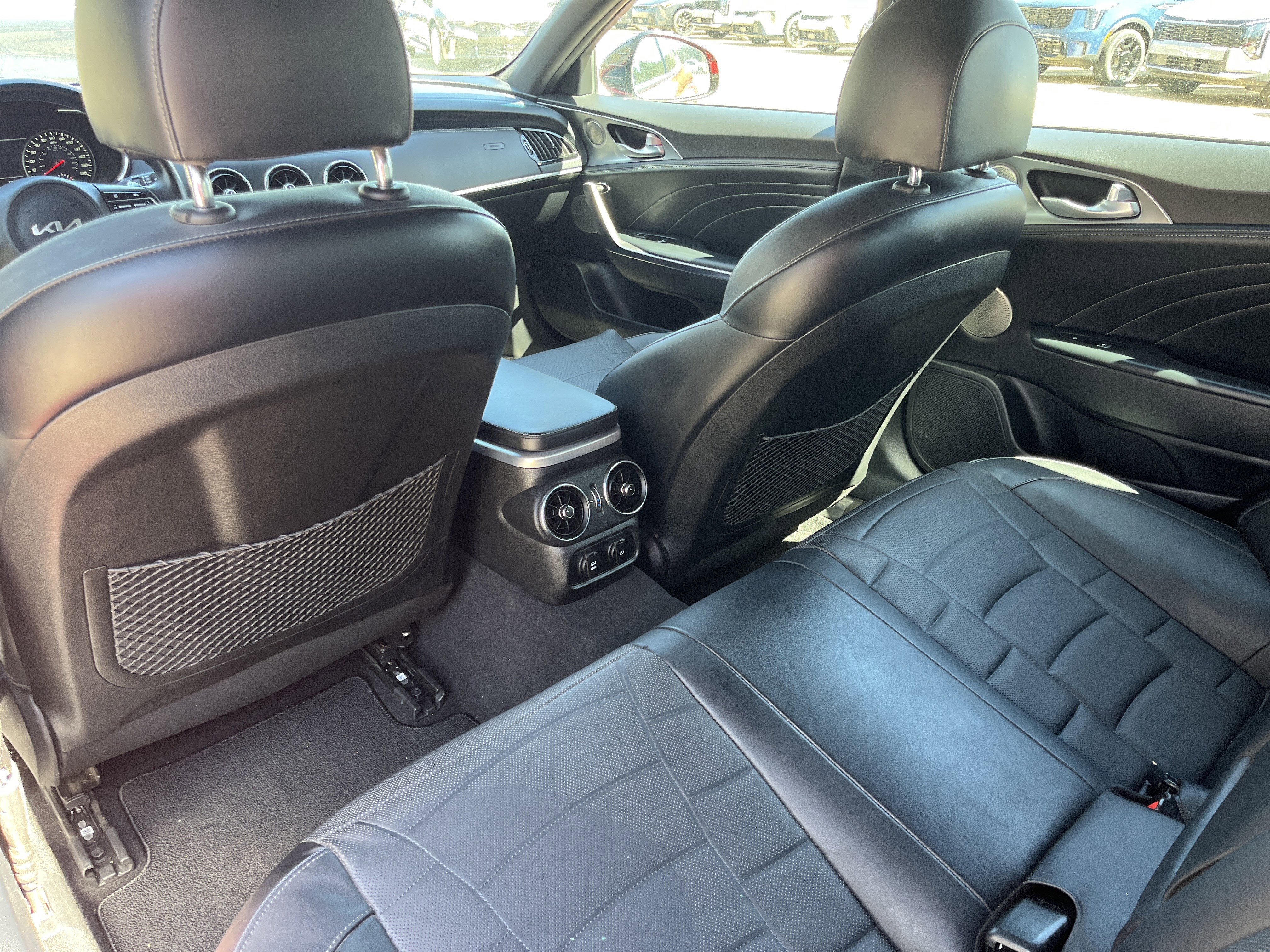 Used 2023 Kia Stinger GT2 image 24