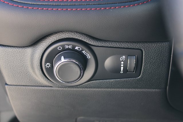 Used 2024 Dodge Durango R/T w/ Blacktop Package image 12