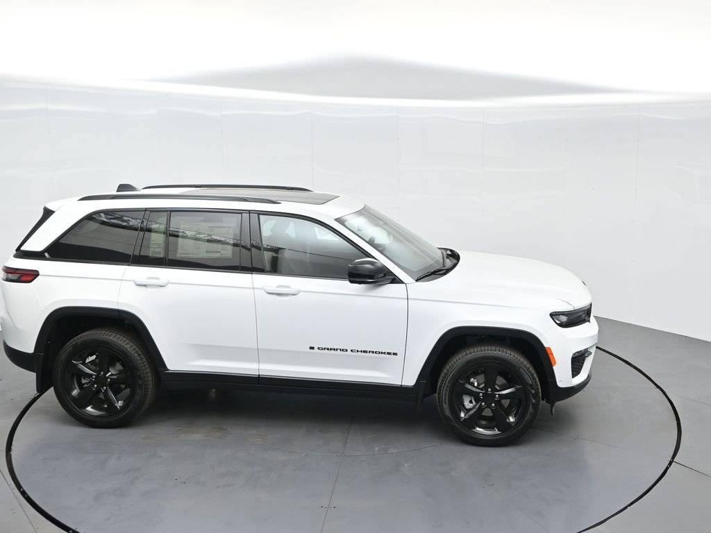 New 2025 Jeep Grand Cherokee Limited w/ Luxury Tech Group II image 55