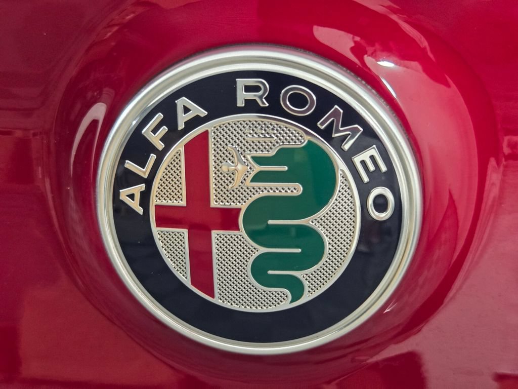Used 2024 Alfa Romeo Giulia Sprint RWD image 28