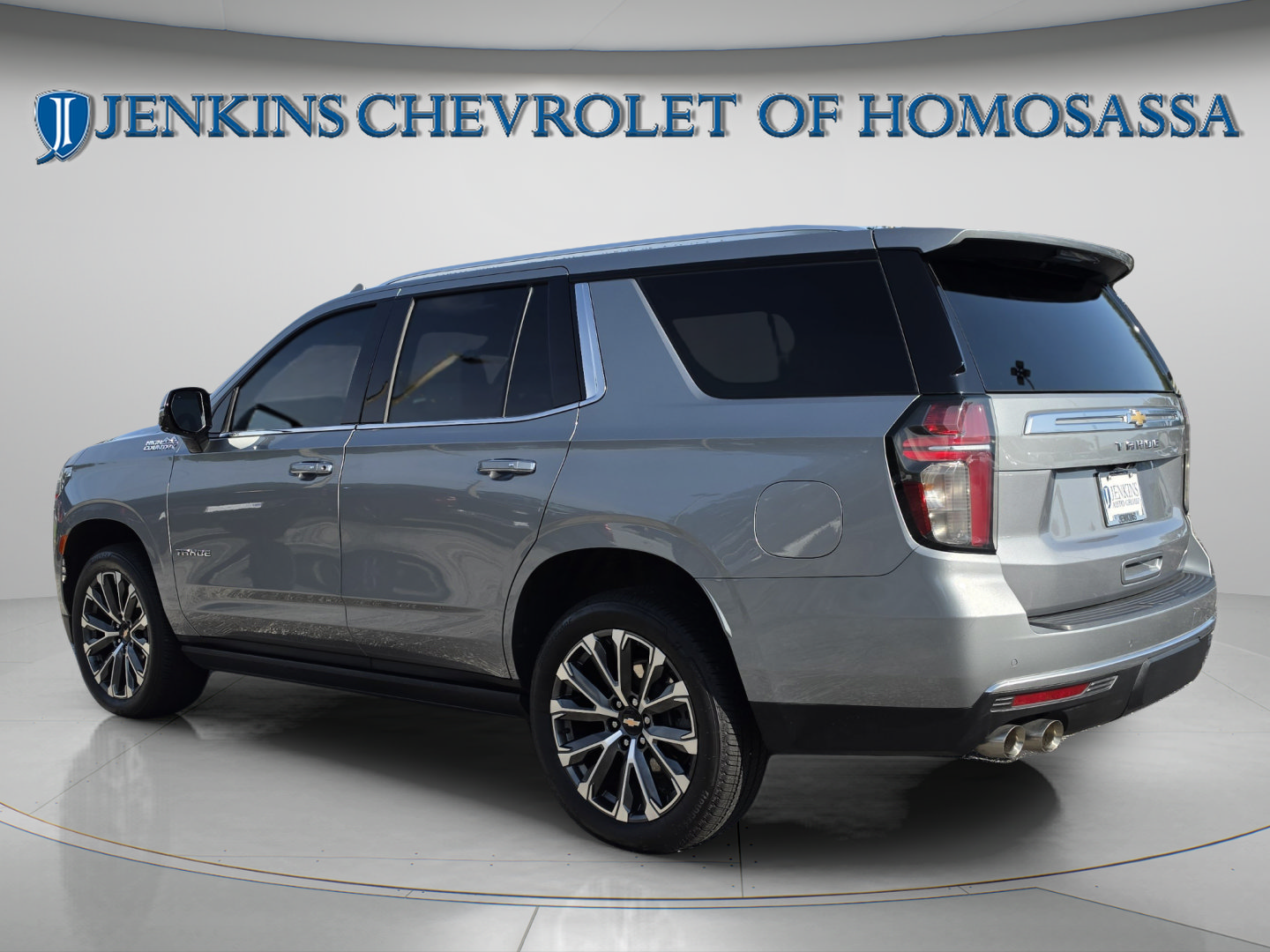 Used 2024 Chevrolet Tahoe High Country w/ LPO, Illumination Package AWD/4WD image 8