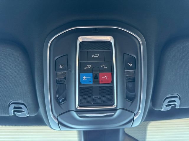 Used 2022 Jeep Wagoneer Series III image 25