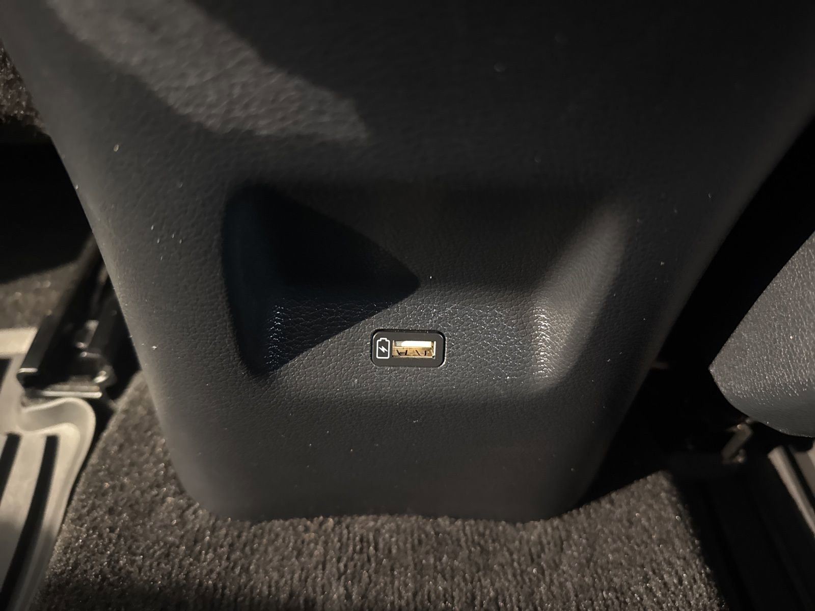 Used 2024 Kia Forte GT-Line w/ GT-Line Premium Package image 16