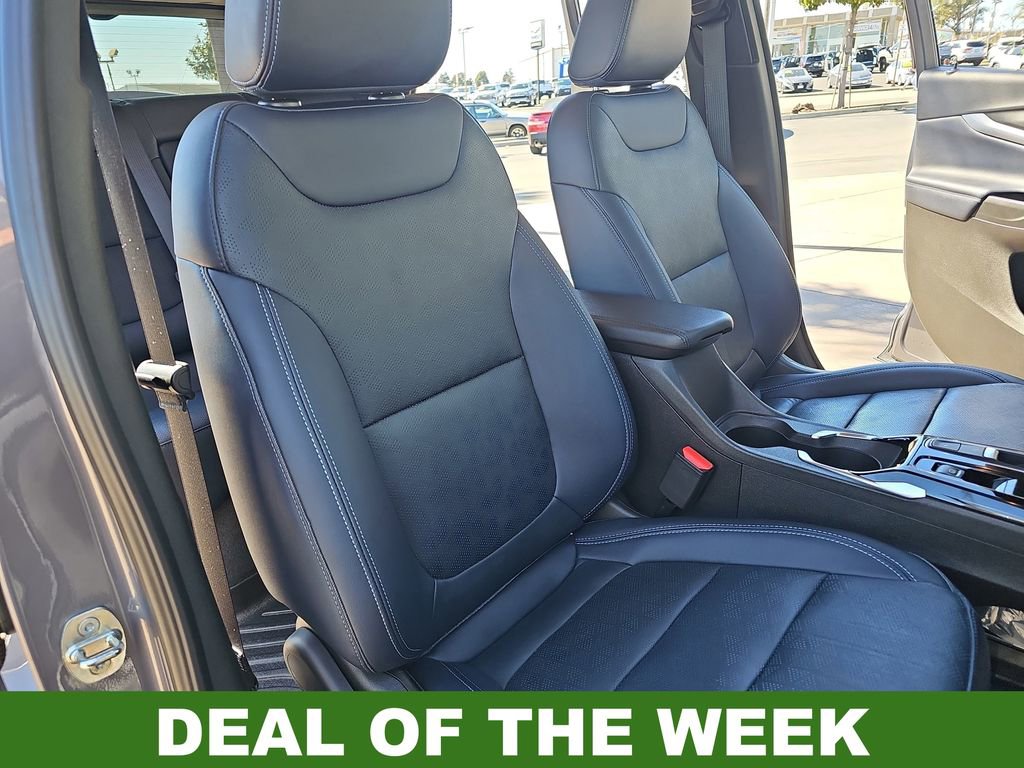 Used 2023 Chevrolet Bolt EUV Premier image 10