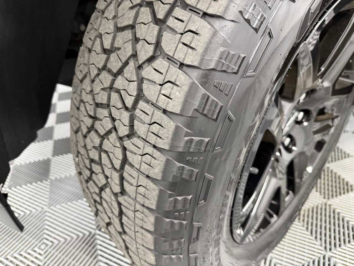 Used 2024 Chevrolet Silverado 1500 RST w/ Z71 Off-Road Package image 30