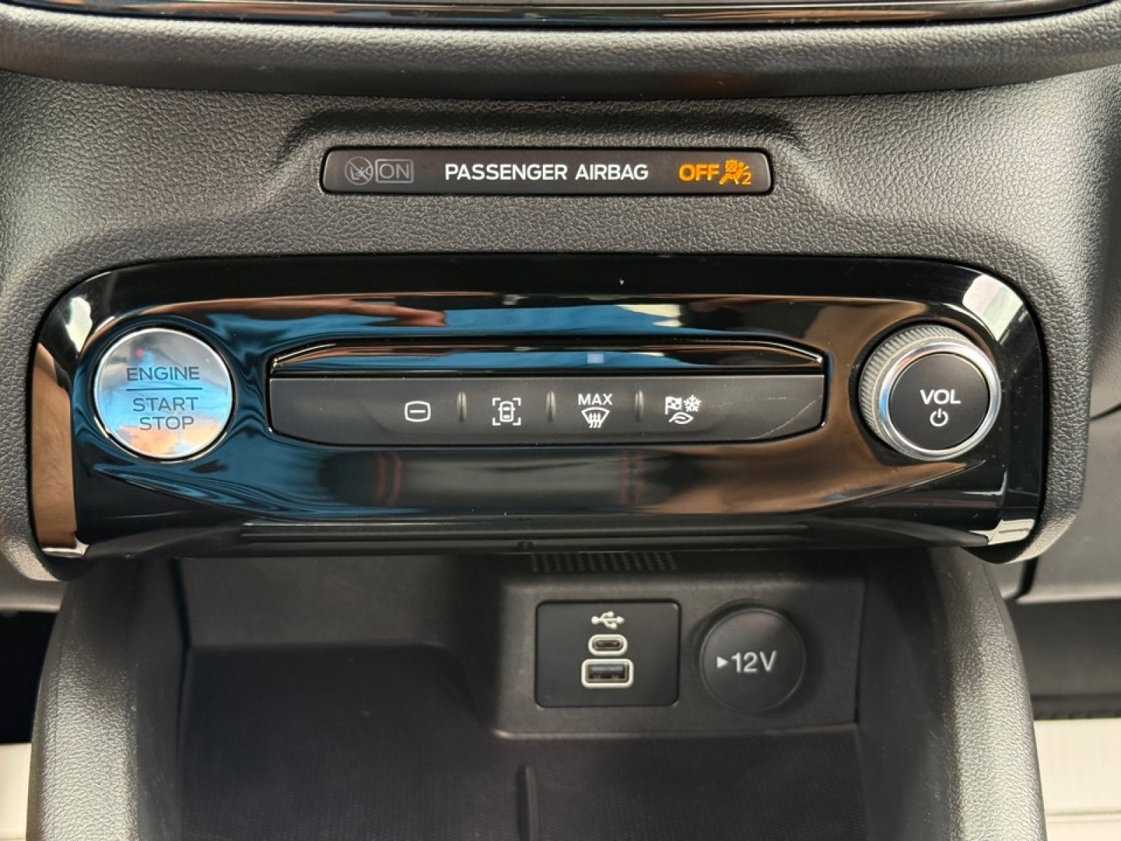 Used 2024 Ford Escape ST-Line Select w/ Tech Pack #1 AWD/4WD image 19