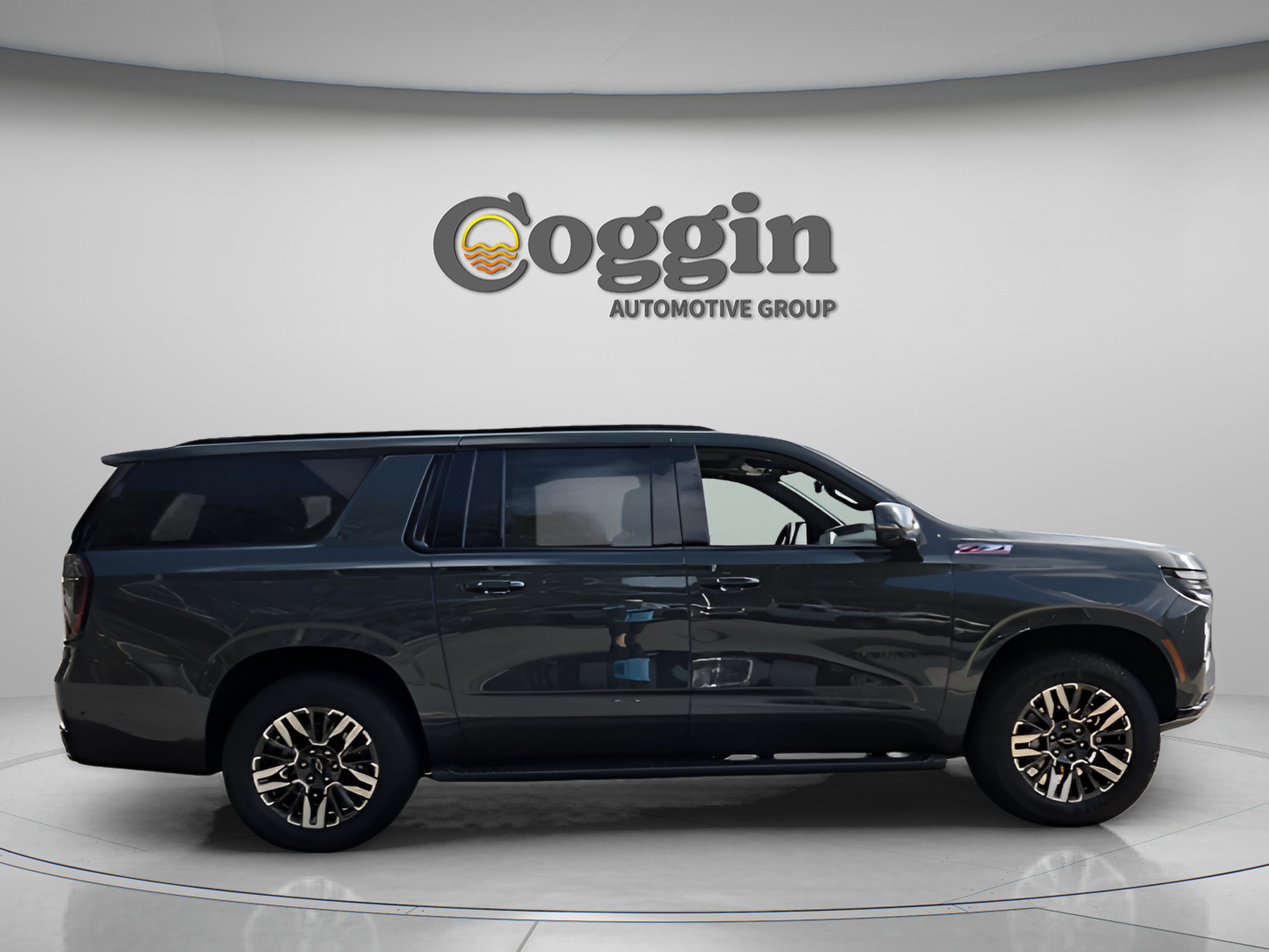 Used 2026 Chevrolet Suburban Z71 AWD/4WD image 6