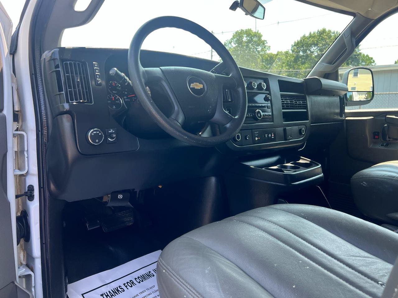 Used 2017 Chevrolet Express 2500 RWD image 11