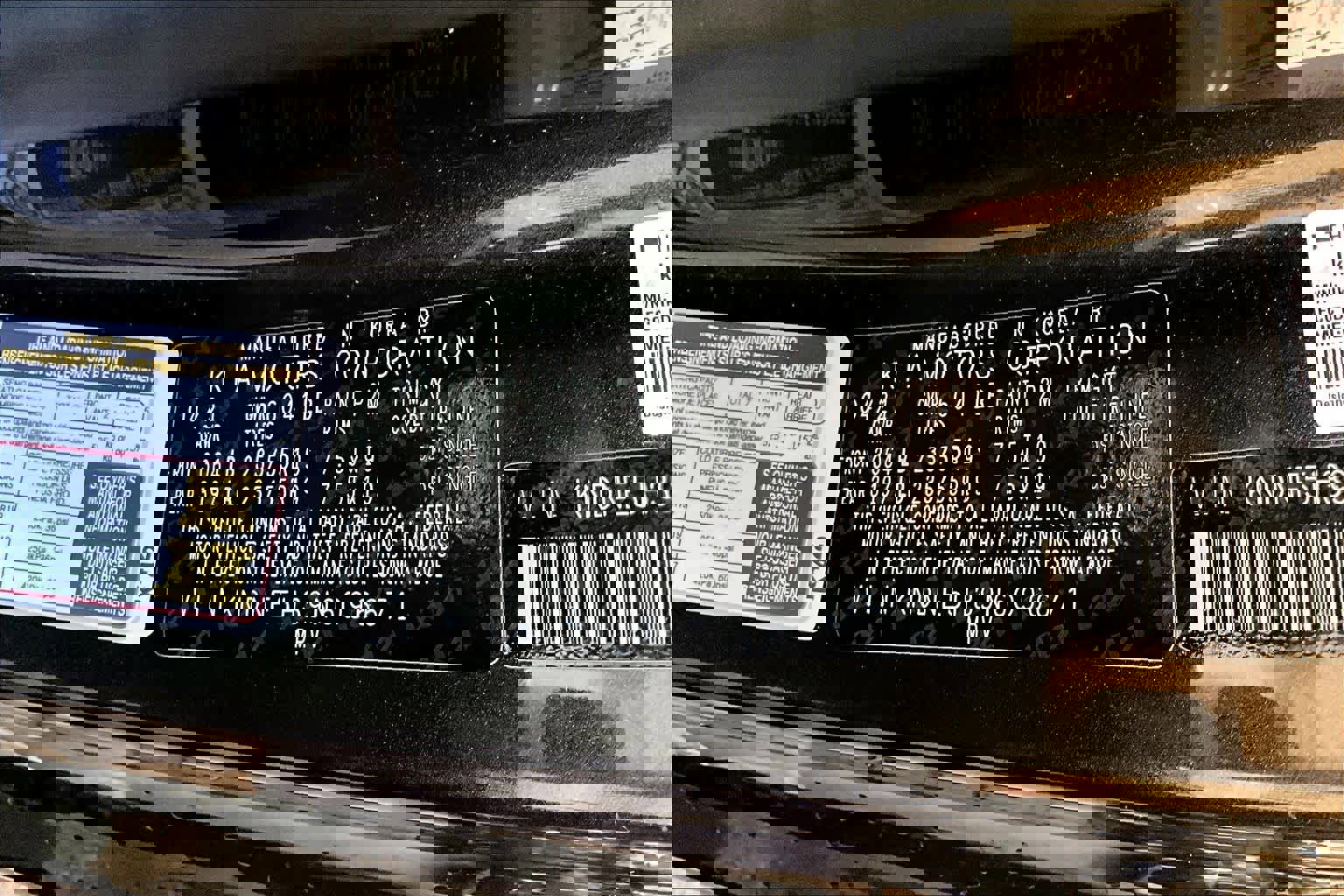 Used 2022 Kia Carnival SX Prestige image 31