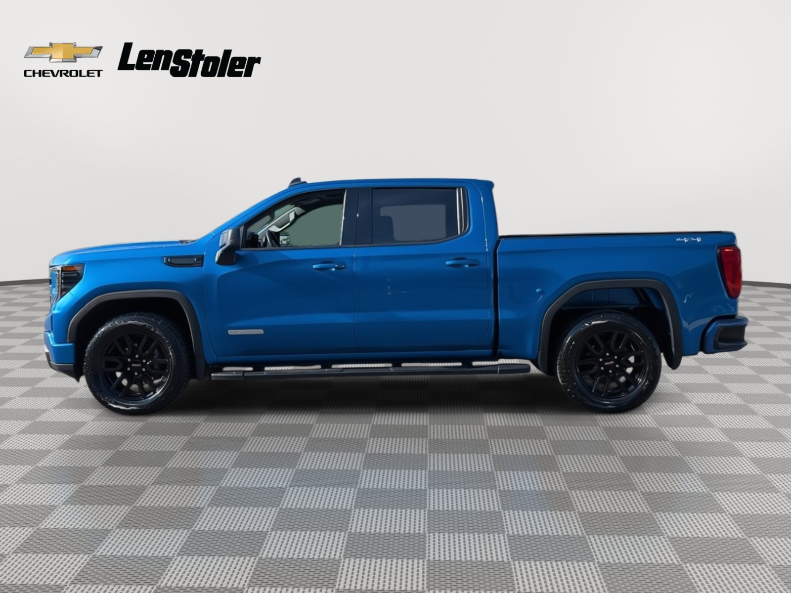 Used 2022 GMC Sierra 1500 Elevation image 2