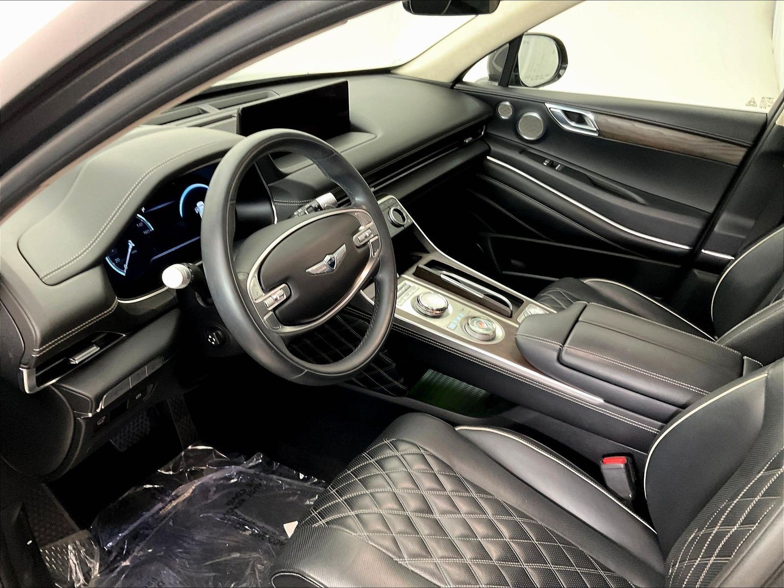 Used 2023 Genesis GV80 3.5T AWD/4WD image 4