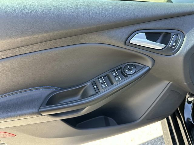 Used 2017 Ford Focus RS AWD/4WD image 14