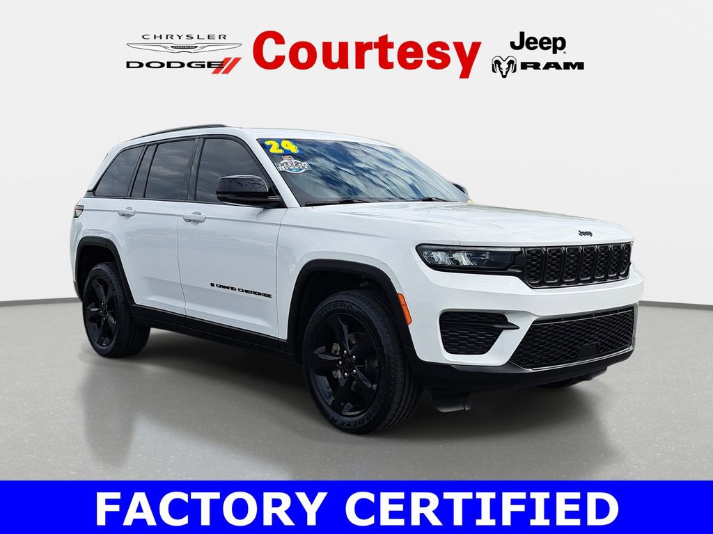 Used 2024 Jeep Grand Cherokee Altitude AWD/4WD image 1
