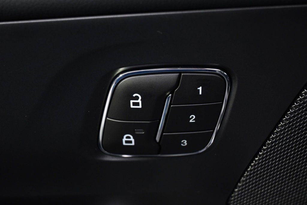 New 2026 Lincoln Nautilus Premier w/ Equipment Group 102A image 24