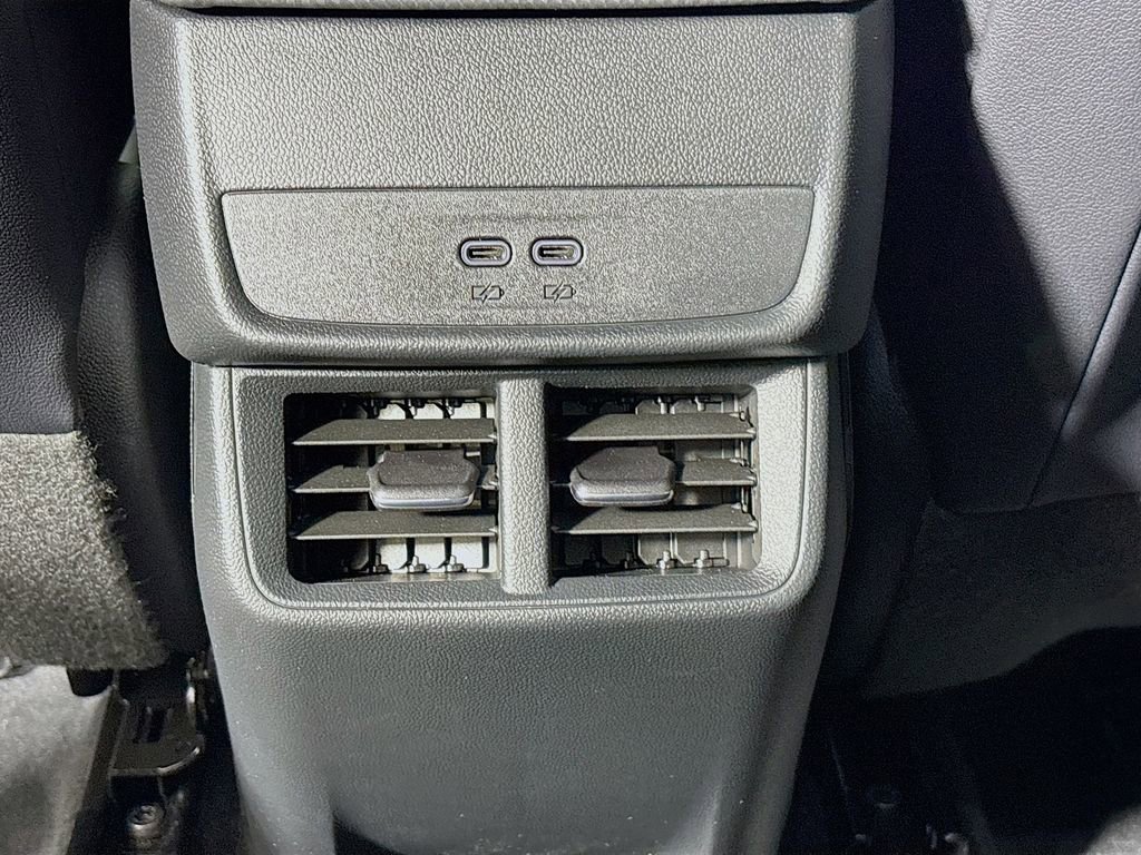 New 2026 Chevrolet Equinox RS image 25