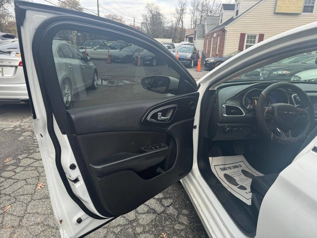 Used 2016 Chrysler 200 Limited image 24