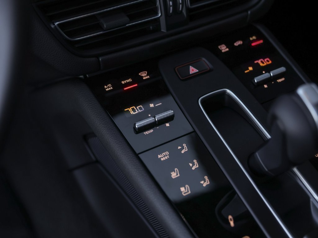 Certified 2026 Porsche Macan S AWD/4WD image 26