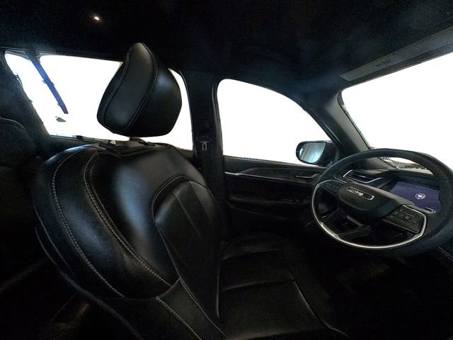 Used 2024 Jeep Grand Cherokee L Limited w/ Luxury Tech Group II image 38