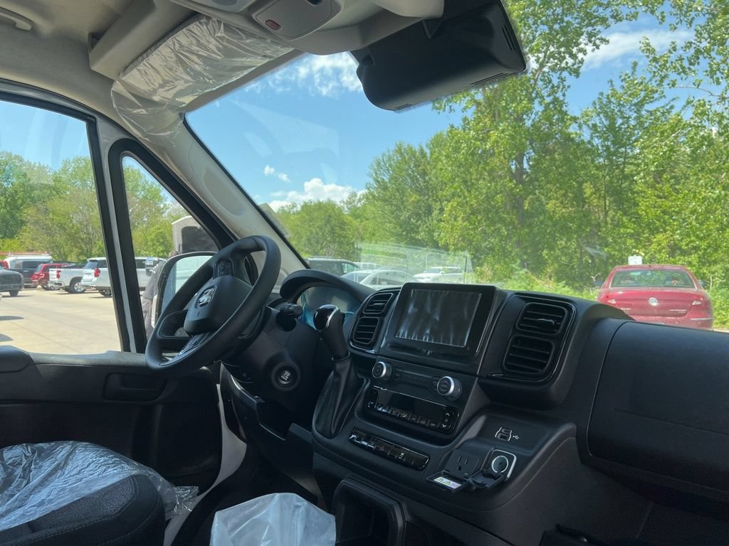 New 2026 RAM ProMaster 1500 w/ Convenience Group FWD image 9