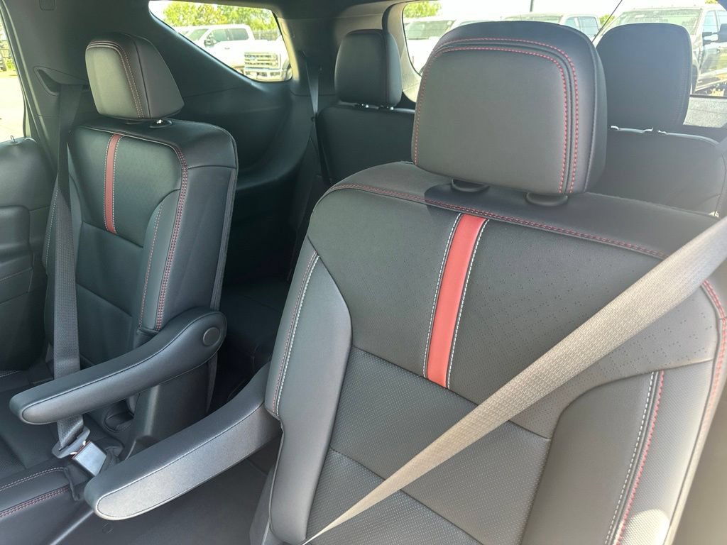 Certified 2026 Chevrolet Traverse RS AWD/4WD image 20