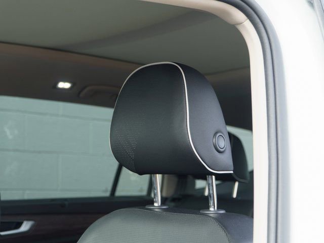 Used 2025 Volkswagen Atlas SEL Premium R-Line image 20