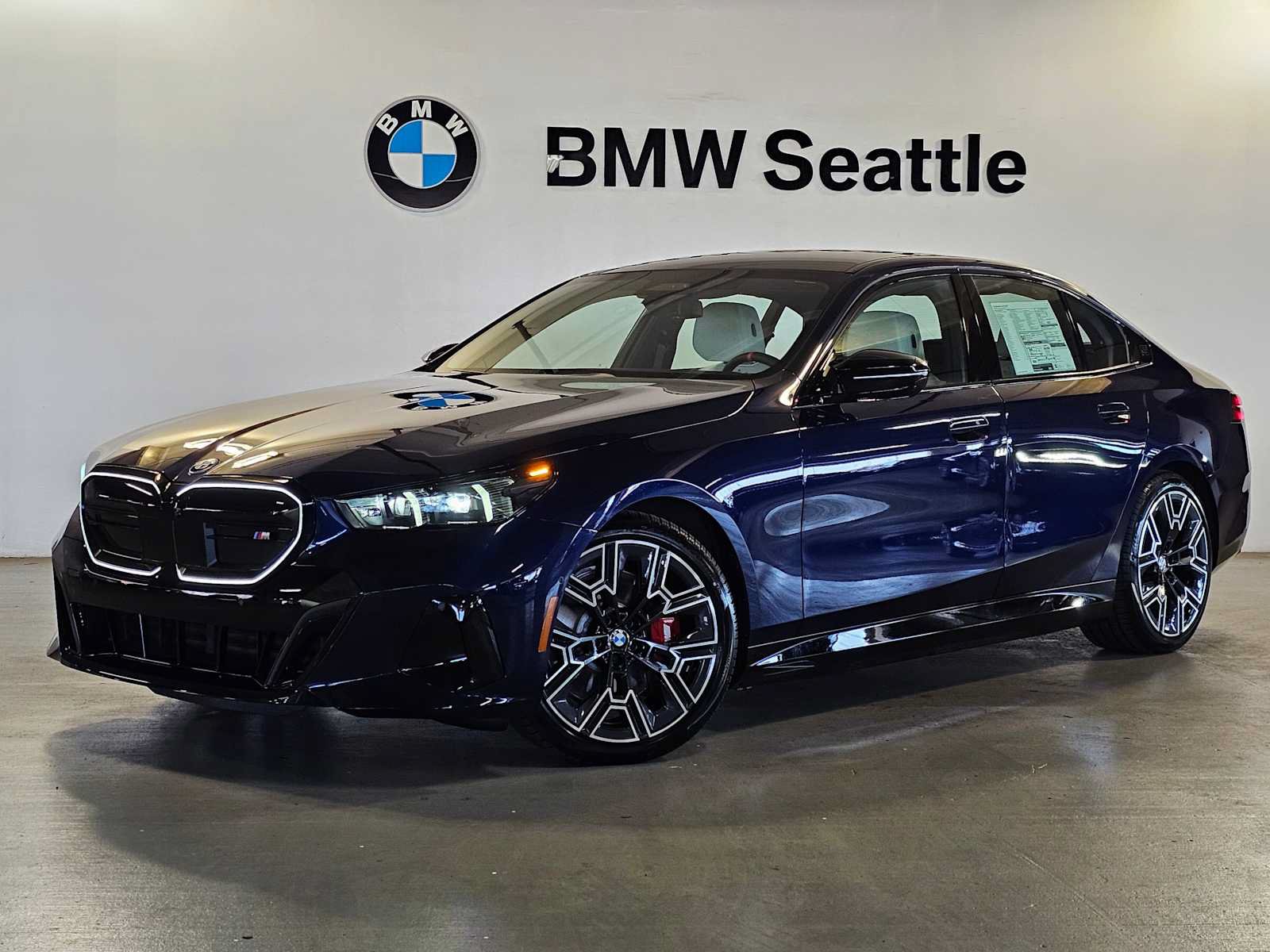 New 2026 BMW i5 M60 w/ Executive Package AWD/4WD video 1
