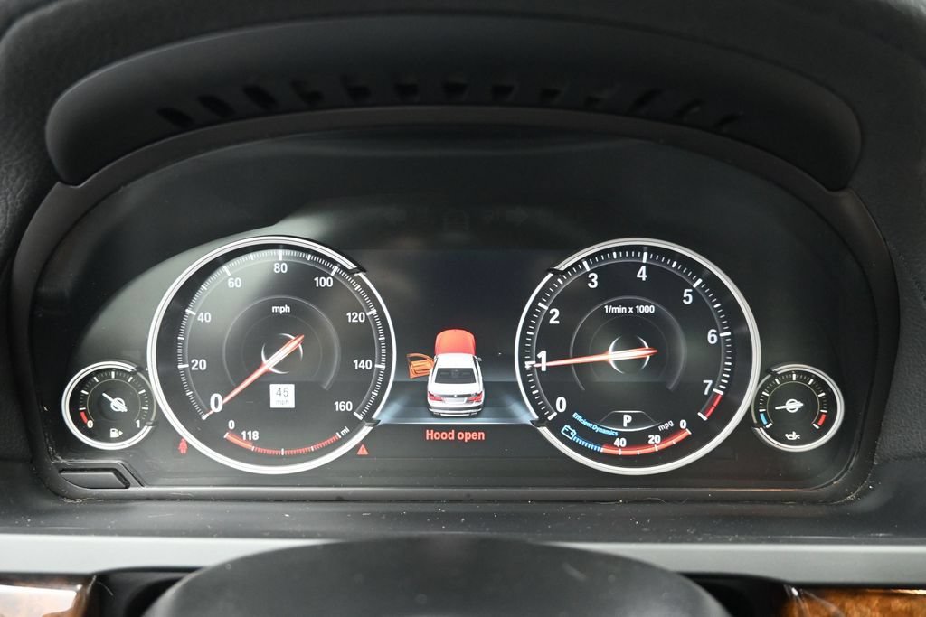 Used 2015 BMW 740i RWD image 17