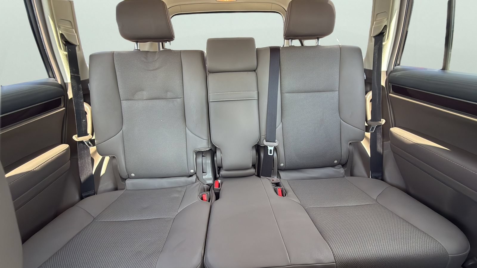 Used 2019 Lexus GX 460 Premium AWD/4WD image 25