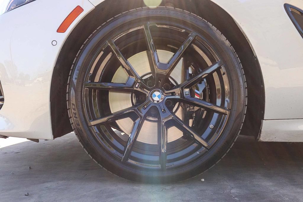 Used 2023 BMW M850i xDrive Coupe w/ M Carbon Exterior Package AWD/4WD image 13