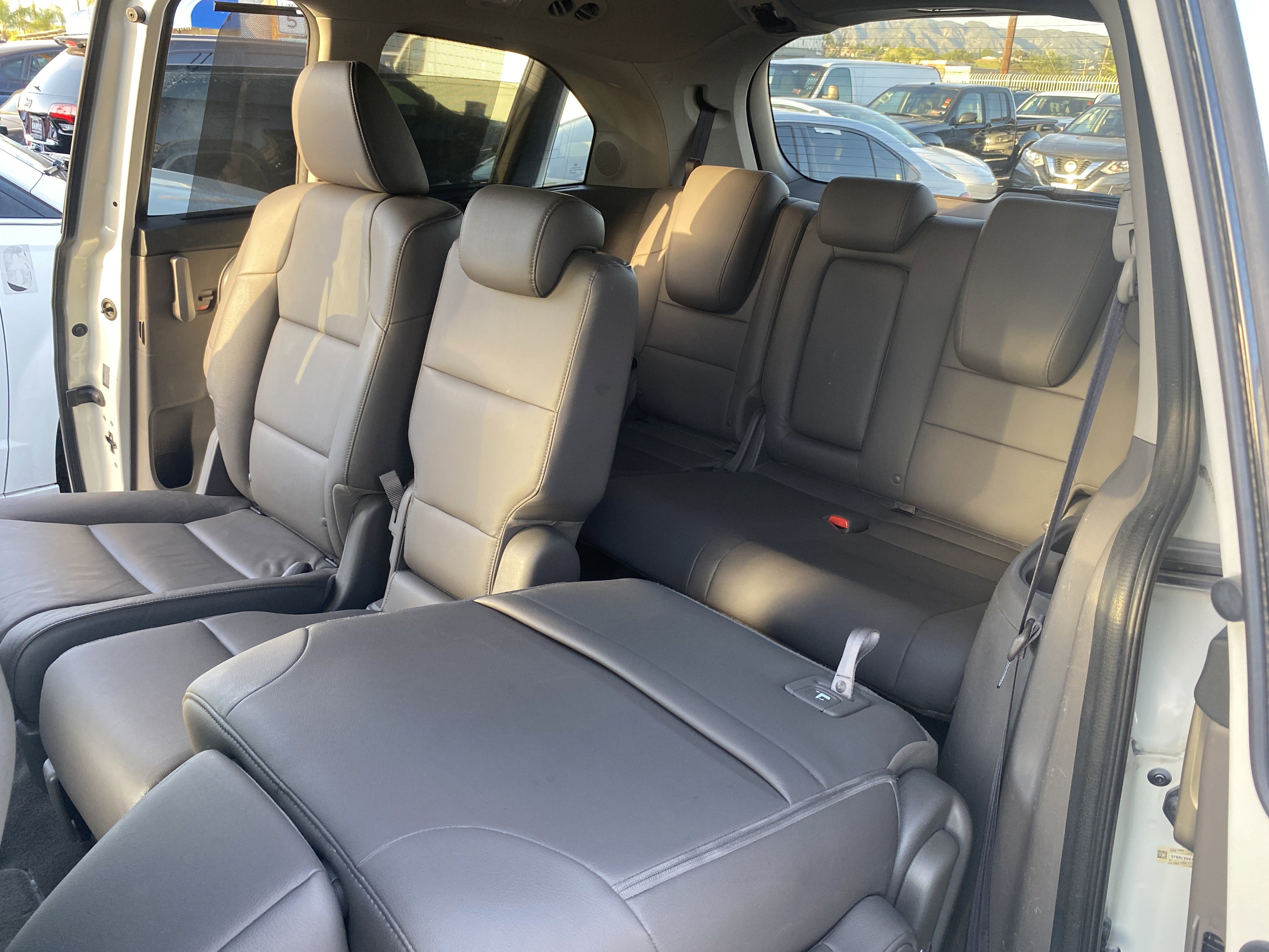 Used 2013 Honda Odyssey Touring Elite image 15