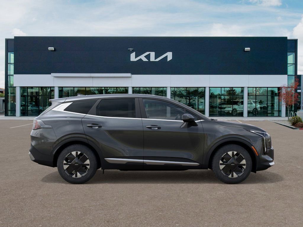 New 2026 Kia Sportage LX image 7