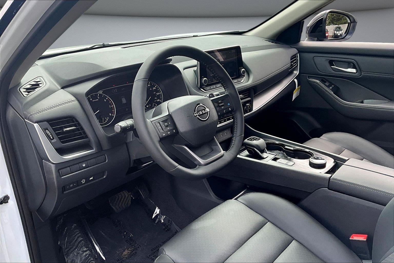 New 2026 Nissan Rogue Dark Armor AWD/4WD image 8