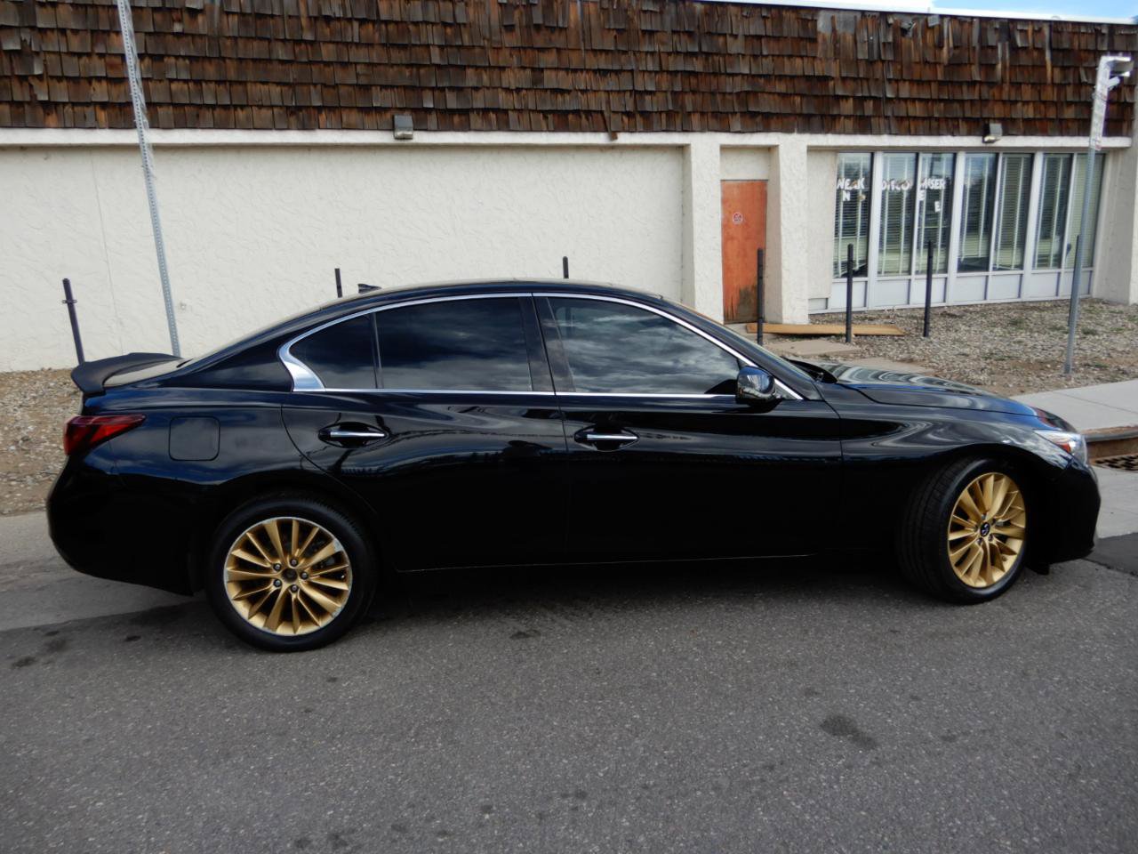 Used 2021 INFINITI Q50 Luxe RWD image 4