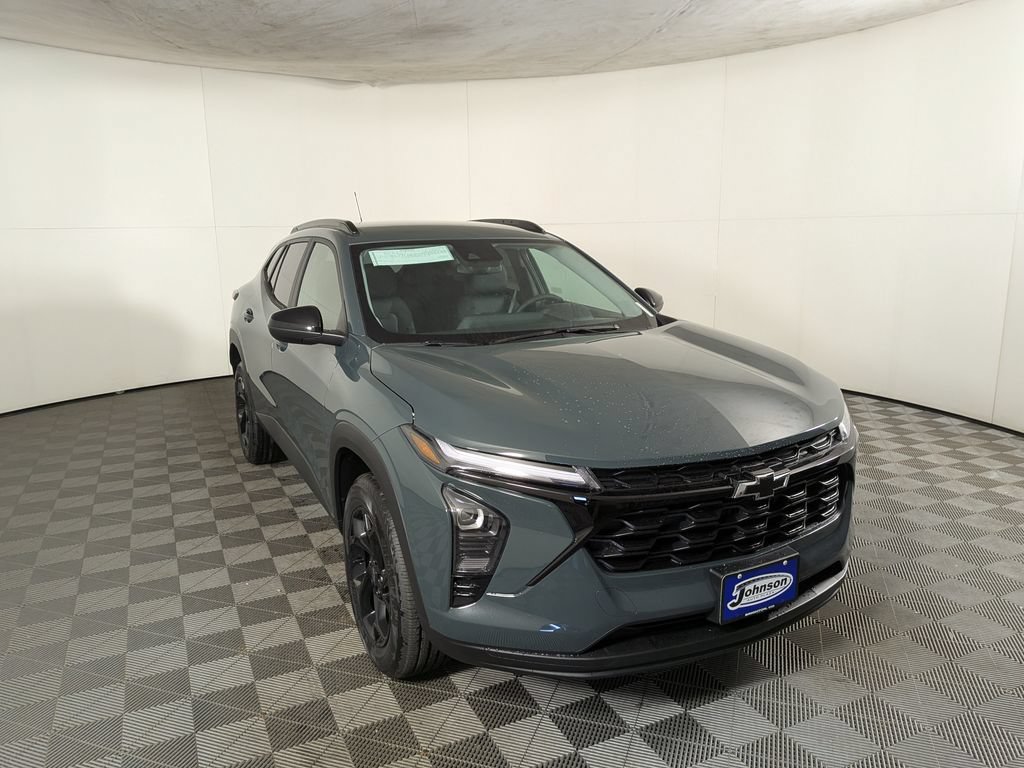 New 2026 Chevrolet Trax LT w/ Driver Confidence Package FWD image 5