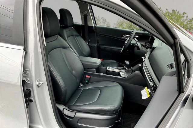 Used 2026 Kia Sportage EX w/ EX Panorama Roof Package image 7