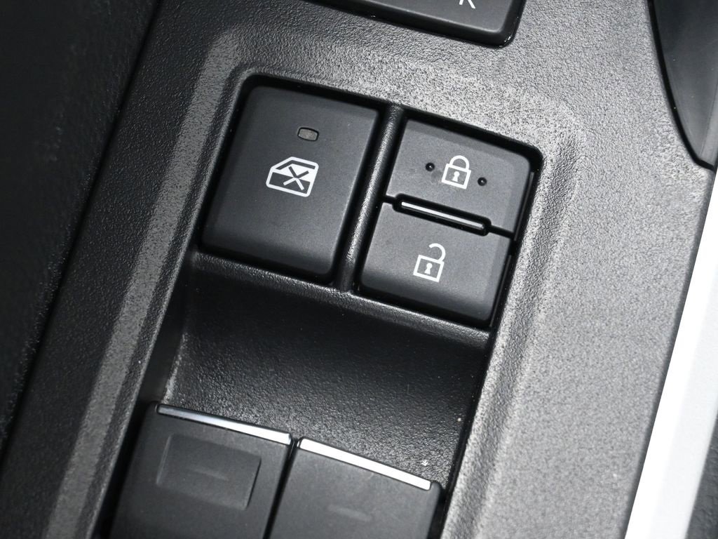 Used 2025 Toyota RAV4 XSE image 13