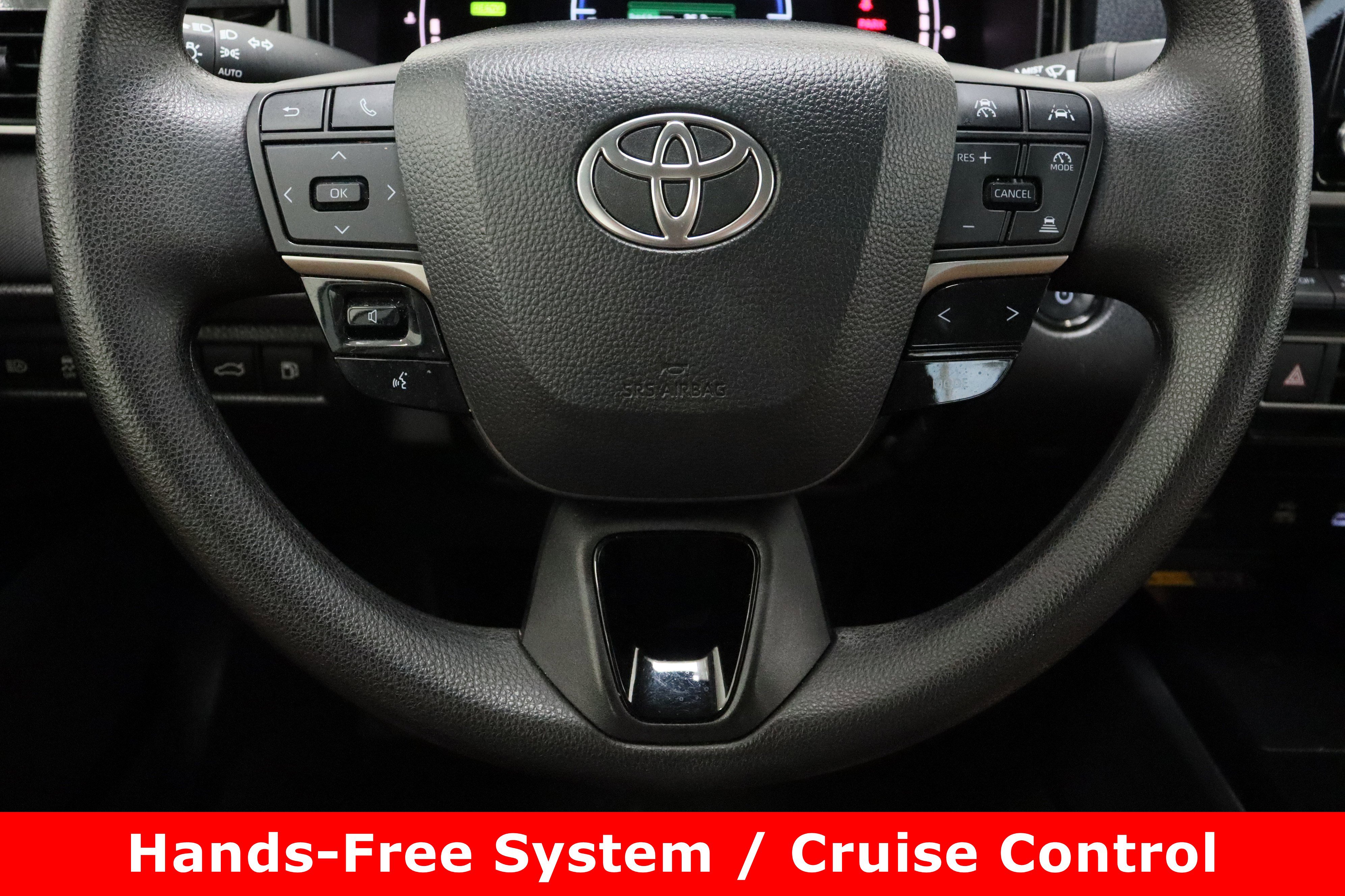 Used 2025 Toyota Camry LE FWD image 23