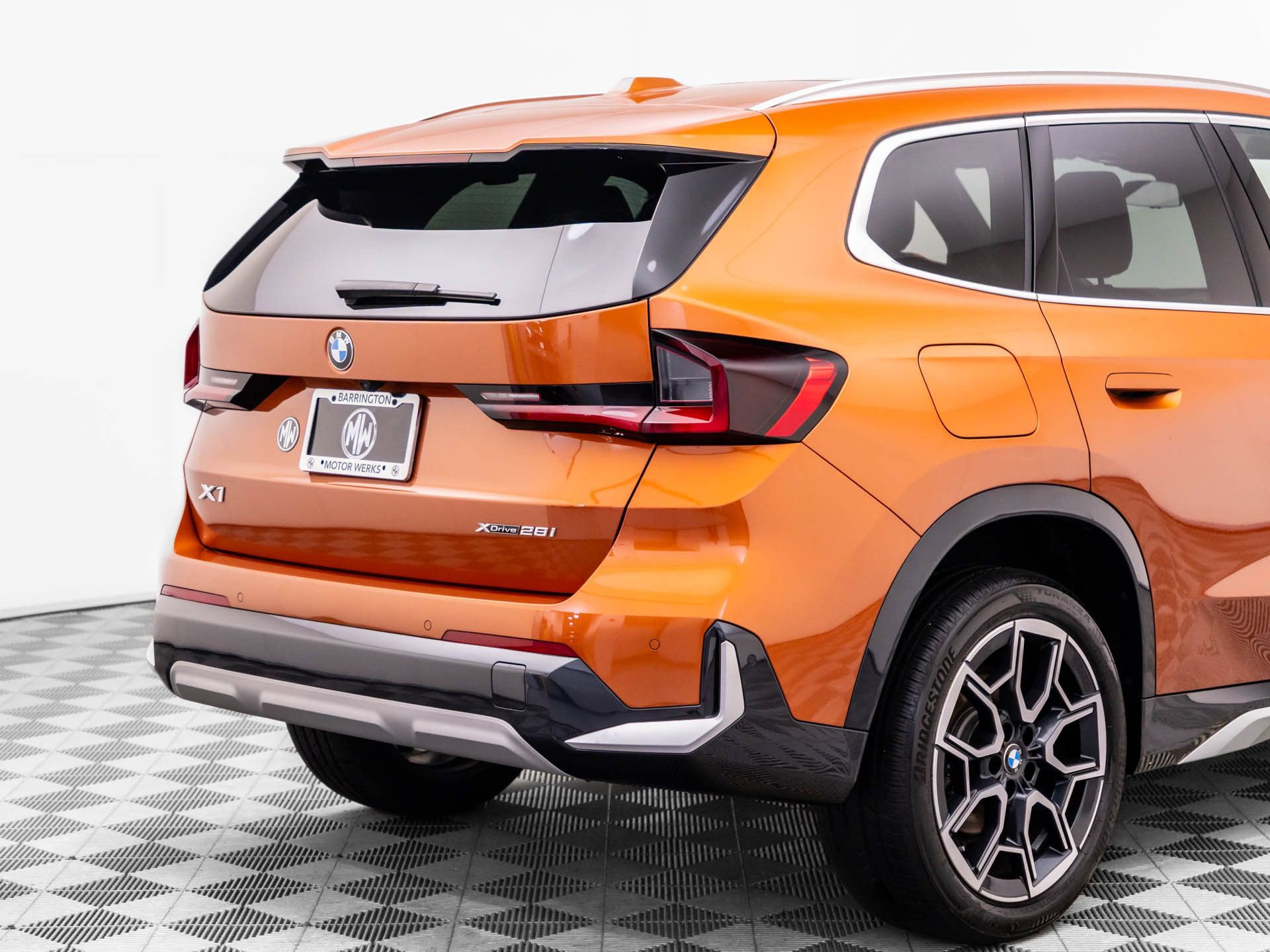 Certified 2025 BMW X1 xDrive28i AWD/4WD image 32