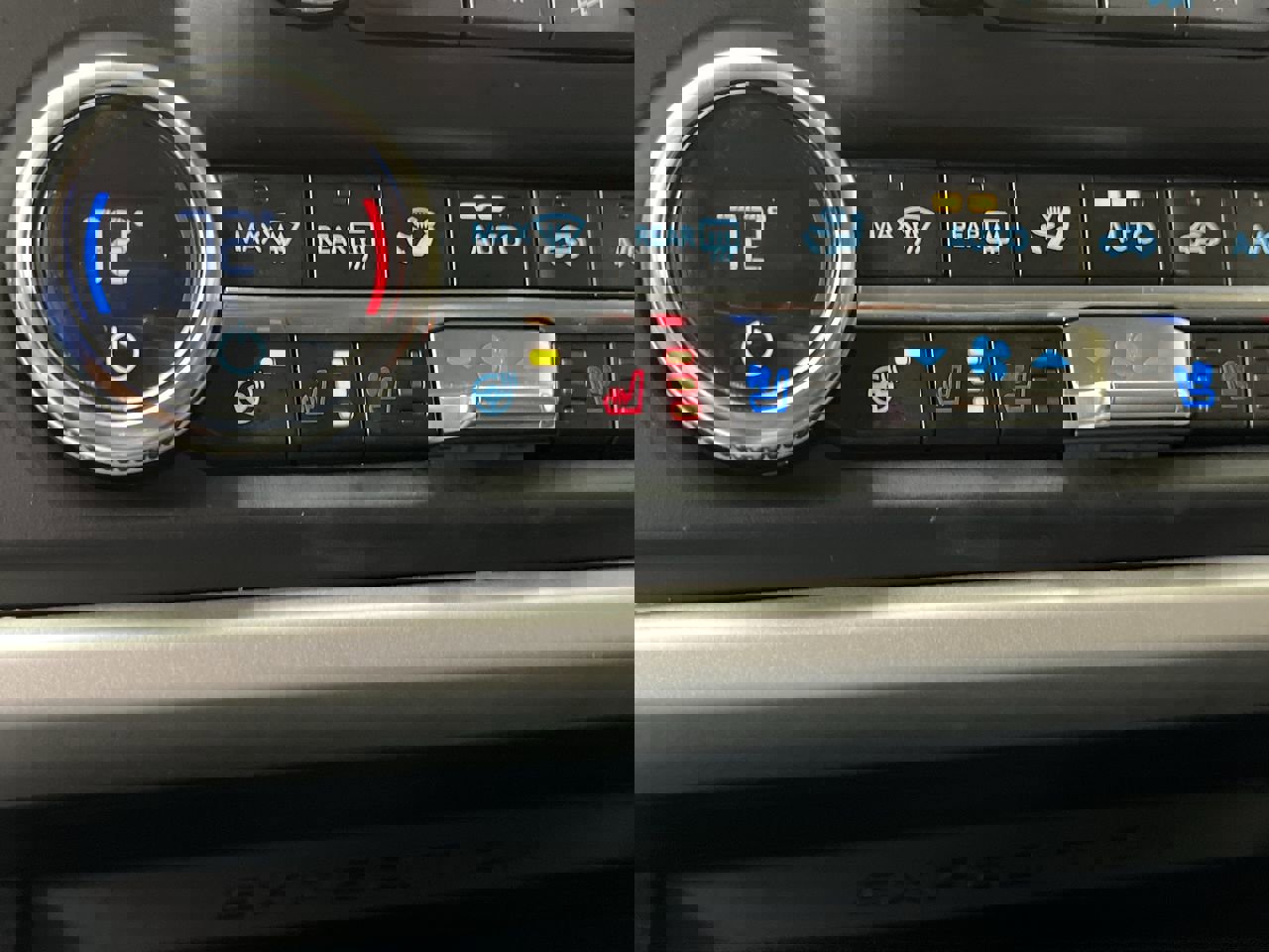 Certified 2023 Ford Expedition XLT image 27