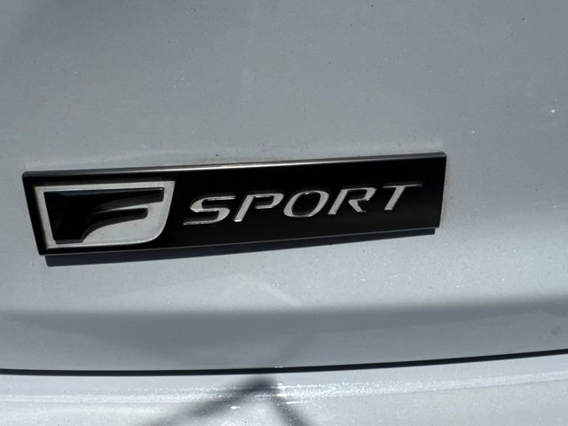 Used 2020 Lexus IS 350 F Sport w/ F Sport Package RWD image 9