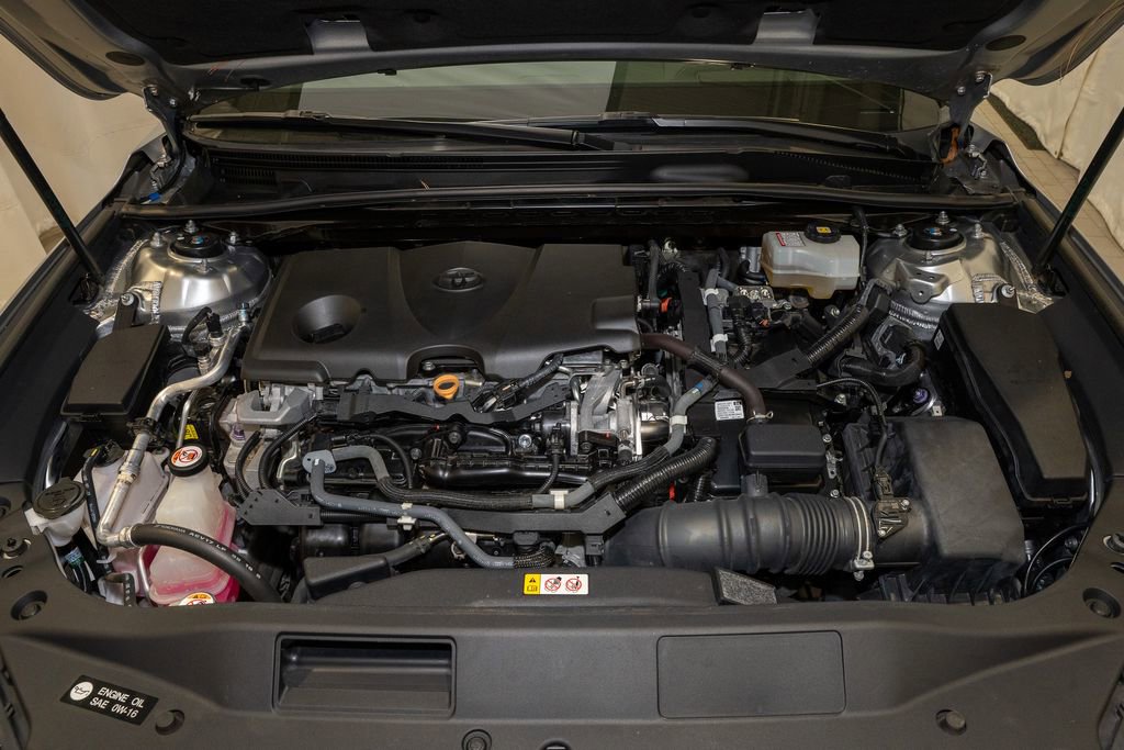 Used 2019 Toyota Avalon Limited image 19