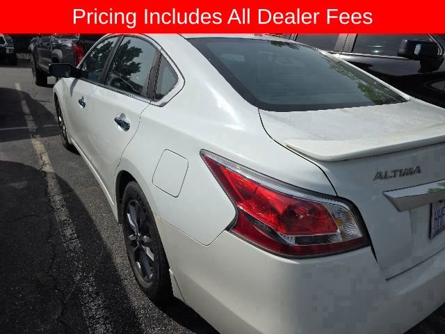 Used 2015 Nissan Altima 2.5 S w/ Special Edition Package FWD image 10