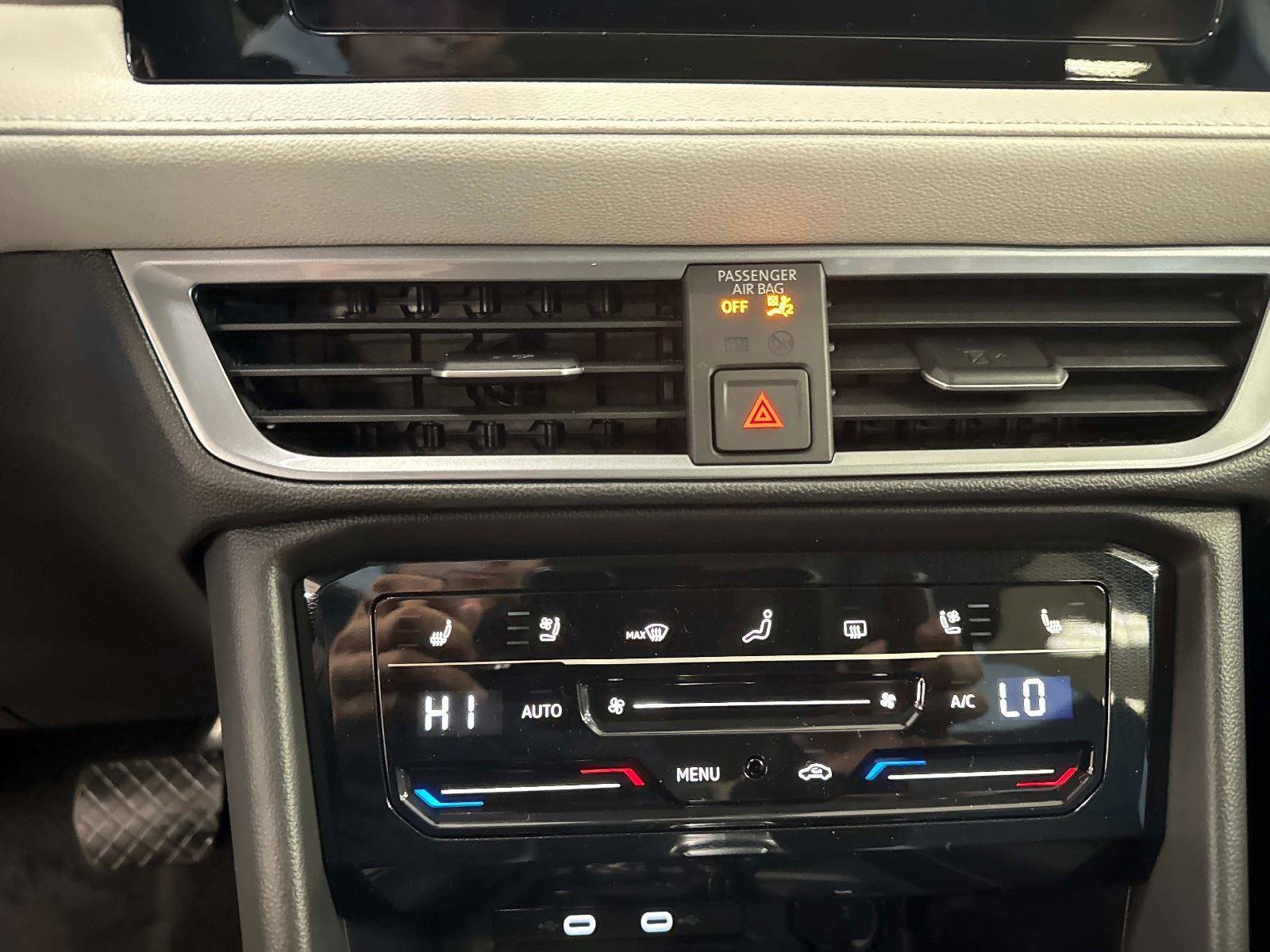 New 2026 Volkswagen Taos SEL image 13